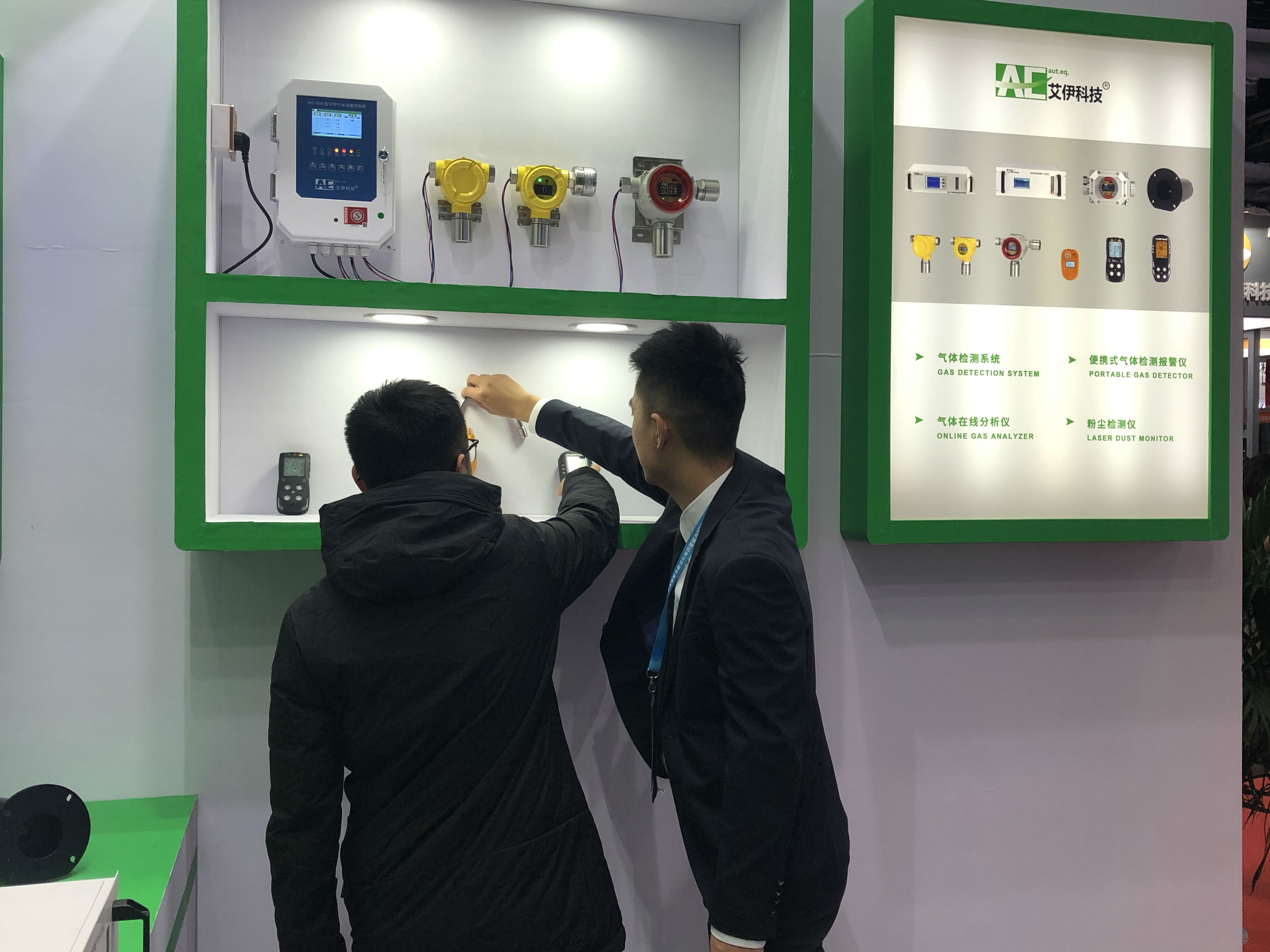 ba4e29b1a8f84d70797ec7301f0ff92.jpg ba4e29b1a8f84d70797ec7301f0ff92.jpg